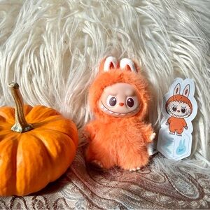 LABUBU “Z” Pin for Love